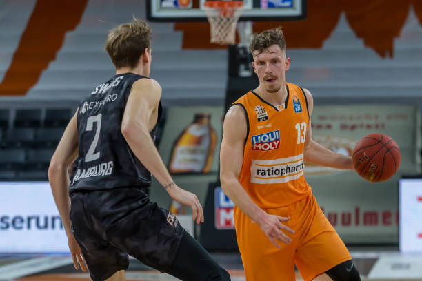 在这个转会 在这个转会